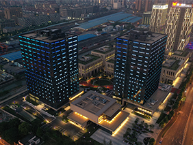 塑造空間、化繁為簡 | 勇電大功率洗墻燈打造上海市北高新園區新夜景